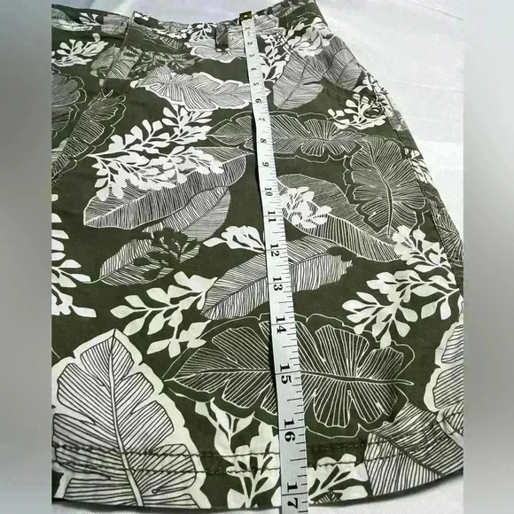 Croft & Barrow Floral Skorts - Picture 4 of 8